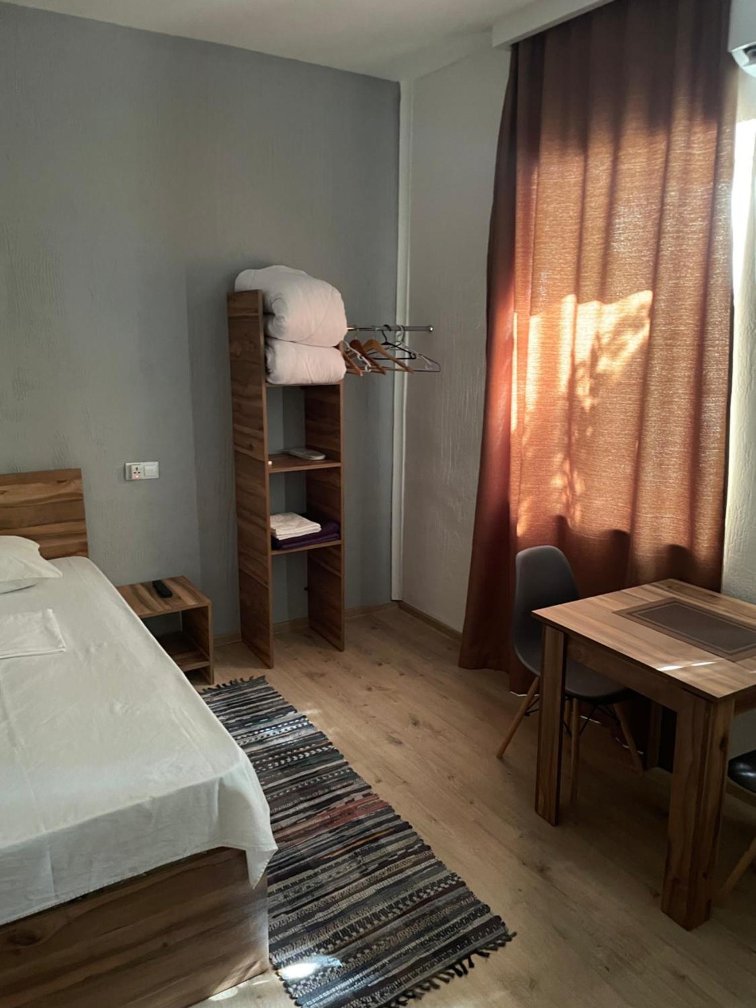 Apartment In The City Center With The Garden Jerevan Eksteriør bilde